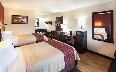 Photo 5 - Red Roof Inn PLUS+ Philadelphia Airport