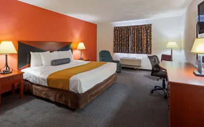 Photo 2 - SureStay Hotel by Best Western Greenville