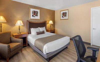Photo 5 - Best Western Inn Santa Clara