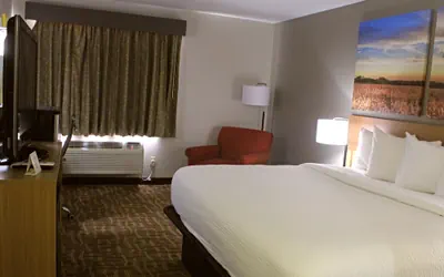 Photo 5 - Days Inn by Wyndham West-Eau Claire