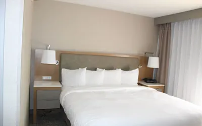 Photo 5 - DoubleTree by Hilton Phoenix Chandler