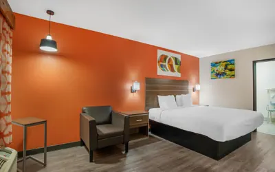 Photo 5 - Best Western Statesville Inn