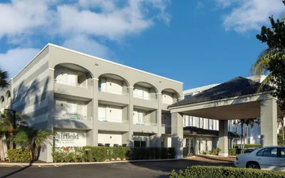 Photo 2 - Fairfield Inn And Suites By Marriott Palm Beach