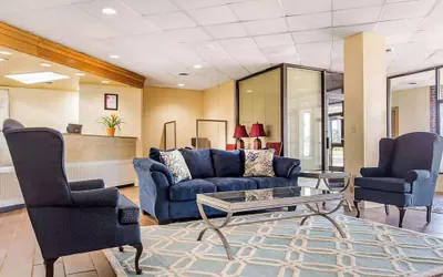Photo 3 - Ramada by Wyndham Santee I-95