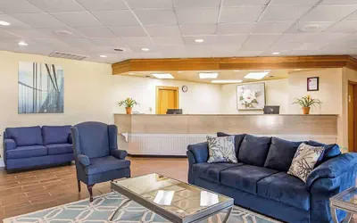 Photo 4 - Ramada by Wyndham Santee I-95