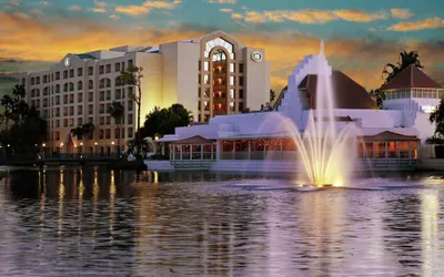 Photo 2 - Hilton Boca Raton Suites