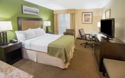Photo 5 - Holiday Inn Airport - Portland by IHG