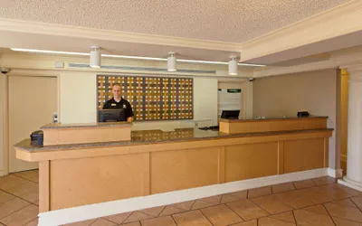 Photo 5 - La Quinta Inn by Wyndham Costa Mesa / Newport Beach