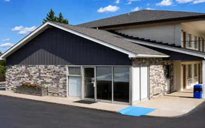 Photo 2 - Brentwood Inn & Suites
