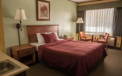 Photo 3 - Western Holiday Lodge Three Rivers