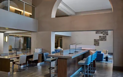 Photo 5 - Doubletree by Hilton Newark - Fremont