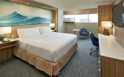 Photo 3 - Crowne Plaza Melbourne - Oceanfront by IHG