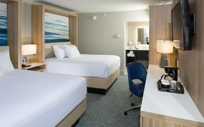 Photo 5 - Crowne Plaza Melbourne - Oceanfront by IHG