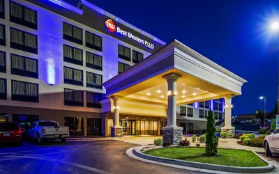 Photo 2 - Best Western Plus Hanes Mall Hotel