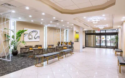 Photo 2 - DoubleTree by Hilton Madison Downtown