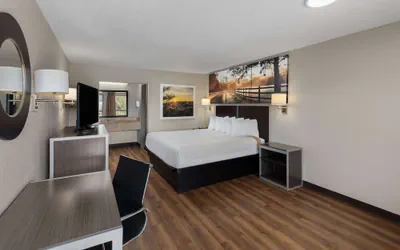 Photo 5 - Days Inn by Wyndham Childersburg/Sylacauga