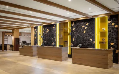 Photo 4 - DoubleTree by Hilton Sacramento