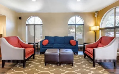Photo 4 - Comfort Inn Edison - New Brunswick