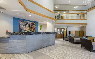 Photo 5 - Greenstay Hotel & Suites