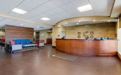 Photo 3 - Comfort Inn & Suites Macon West