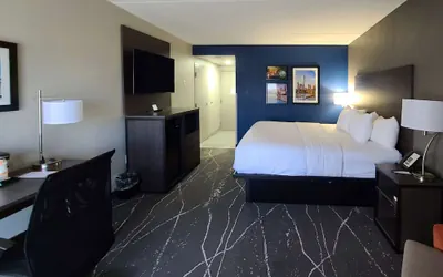 Photo 2 - Comfort Inn Boston Milford