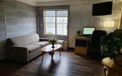 Photo 4 - Comfort Inn Boston Milford