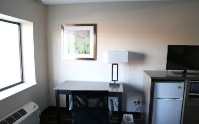 Photo 5 - Baymont by Wyndham Plano