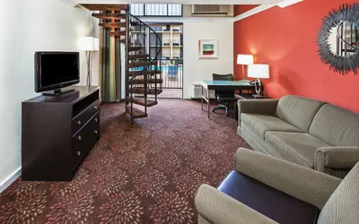 Photo 4 - Holiday Inn Tyler-Conference Center by IHG