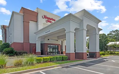 Photo 2 - Hampton Inn Kingsland
