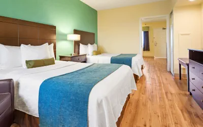 Photo 5 - Best Western Plus Deerfield Beach Hotel & Suites