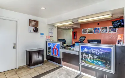 Photo 3 - Motel 6 Atlanta Smyrna / Ballpark