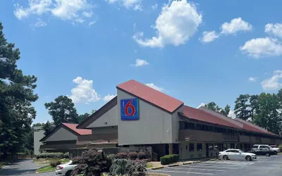 Photo 2 - Motel 6 Atlanta Smyrna / Ballpark