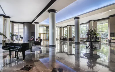 Photo 4 - Renaissance Dallas North Hotel