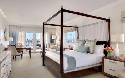 Photo 2 - Balboa Bay Resort