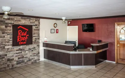 Photo 3 - Red Roof Inn Blythe