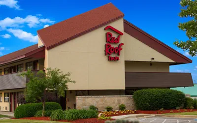 Photo 2 - Red Roof Inn Aberdeen