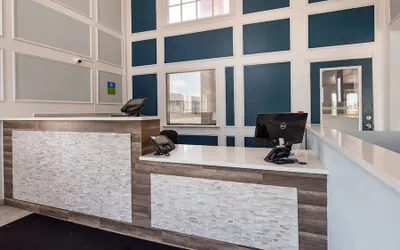 Photo 4 - SureStay Hotel by Best Western Olathe