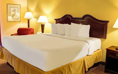 Photo 5 - Quality Inn Richmond North