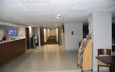 Photo 3 - Wingate by Wyndham Baltimore BWI Airport