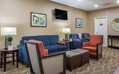 Photo 4 - Comfort Inn Memphis Downtown