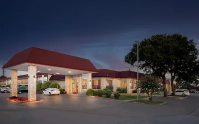 Photo 2 - Red Roof Inn & Conference Center McKinney