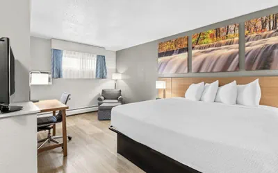 Photo 5 - Days Inn by Wyndham Alpena