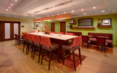 Photo 5 - Hampton Inn Salt Lake City/Sandy