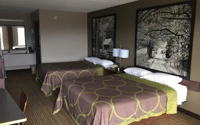 Photo 4 - Super 8 by Wyndham Knoxville North/Powell