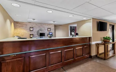 Photo 3 - Comfort Inn & Suites Somerset - New Brunswick