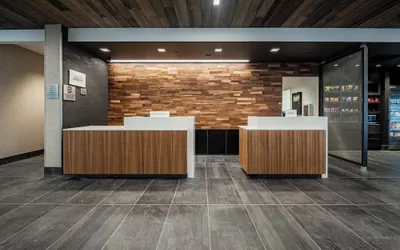 Photo 5 - Courtyard by Marriott Toledo West