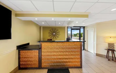 Photo 5 - Best Western Dayton