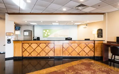 Photo 2 - Holiday Inn South Plainfield-Piscataway by IHG
