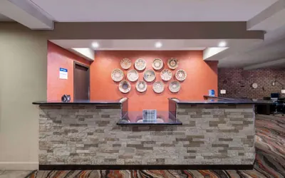 Photo 4 - Best Western Pony Soldier Inn & Suites