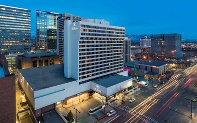 Photo 2 - Hilton Salt Lake City Center